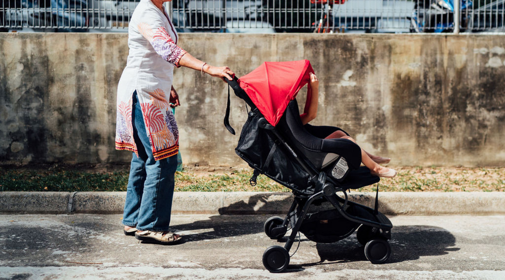 The best taxi-friendly car seat and compact pram for a 1yo
